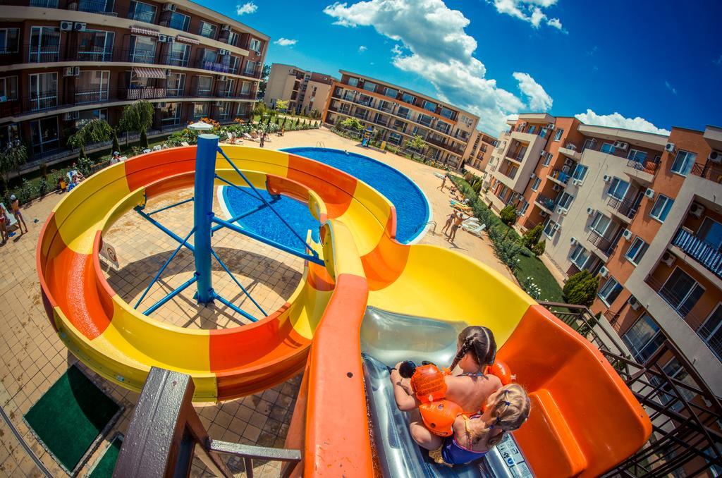 Waterpark Fort Apartments Sunny Beach Eksteriør billede