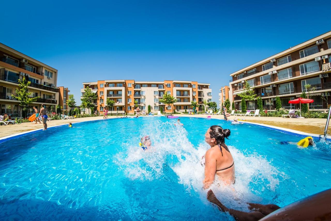 Waterpark Fort Apartments Sunny Beach Eksteriør billede
